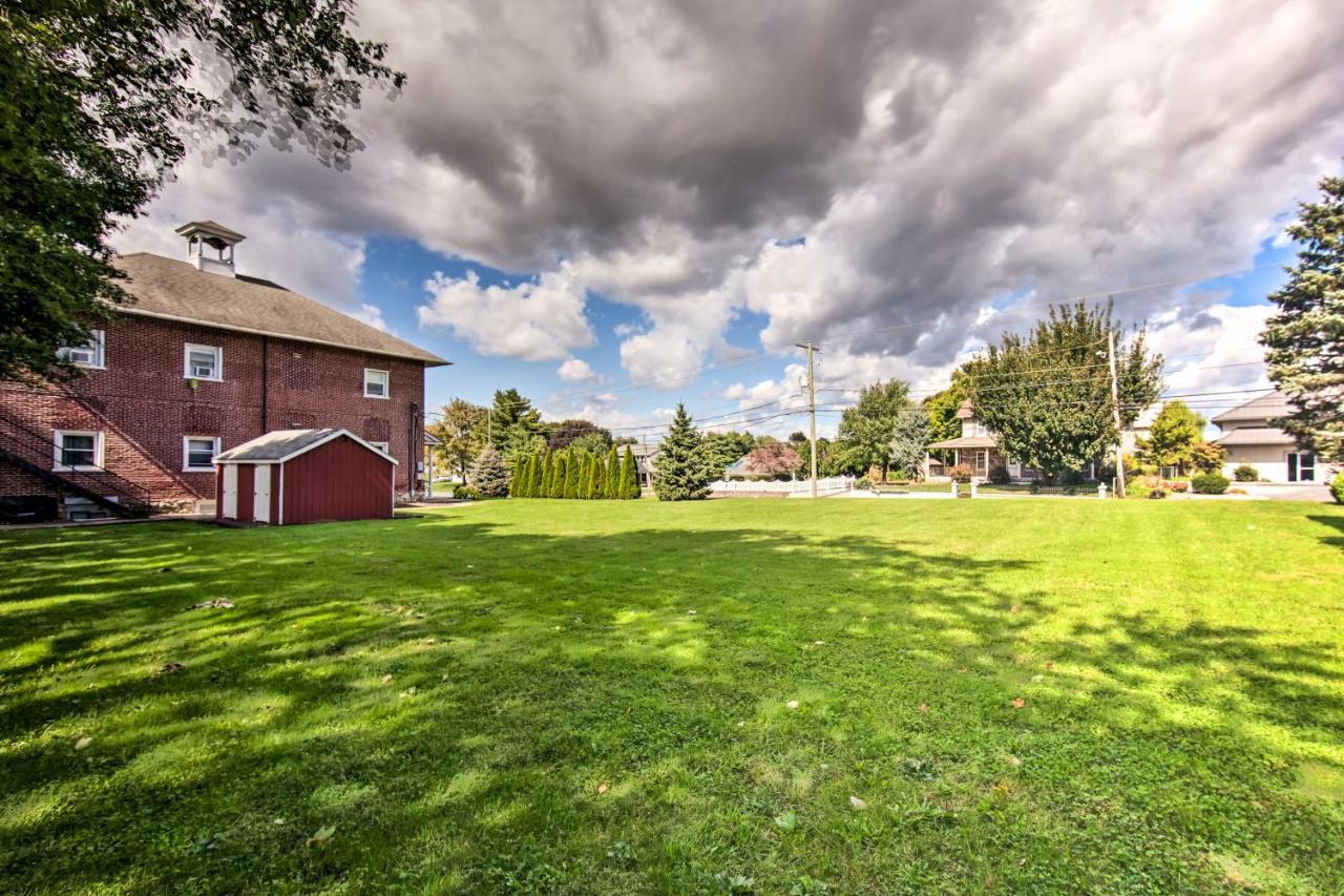 Dutch Country Schoolhouse Haven With Grill! Apartment Gap Exterior photo