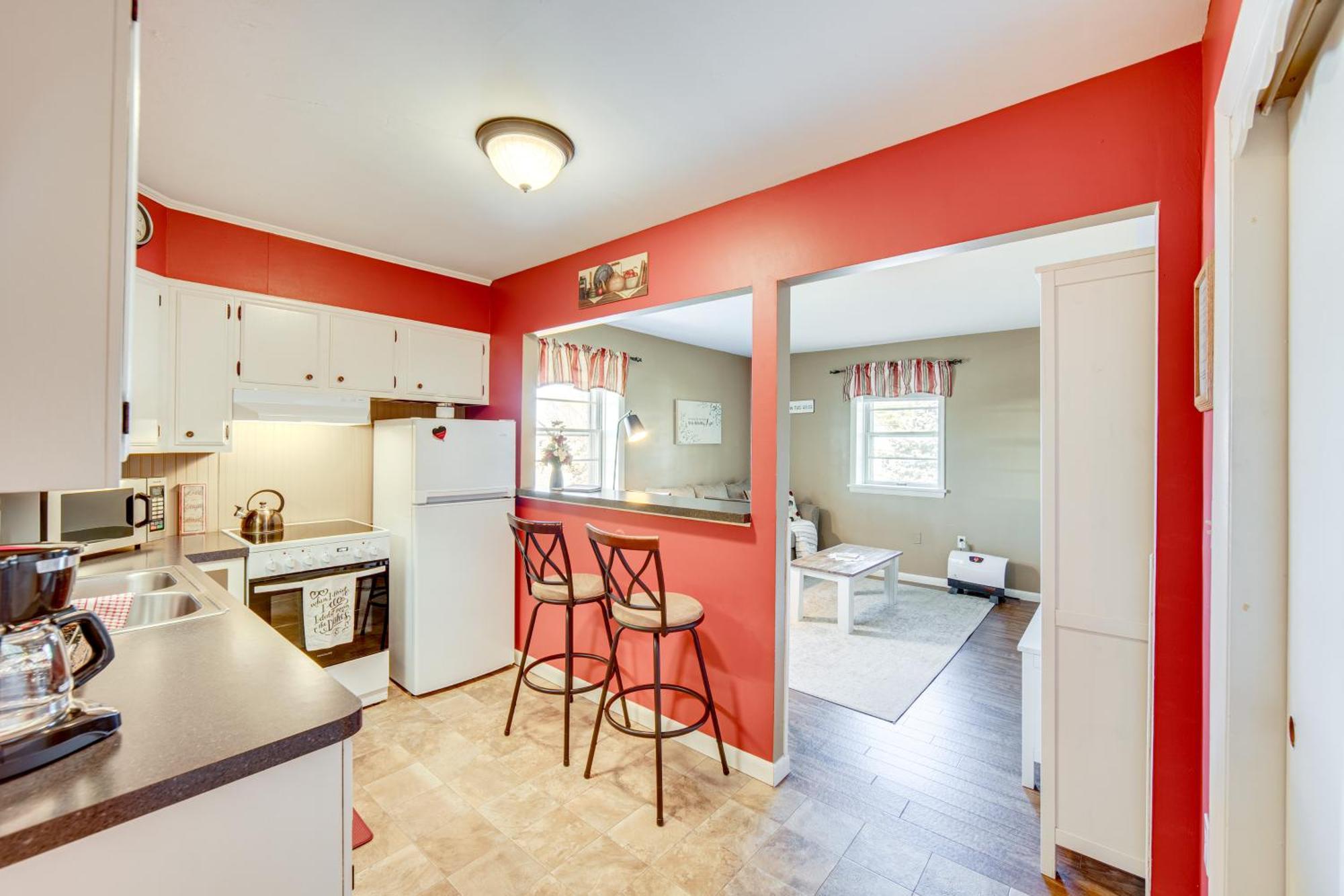Dutch Country Schoolhouse Haven With Grill! Apartment Gap Exterior photo